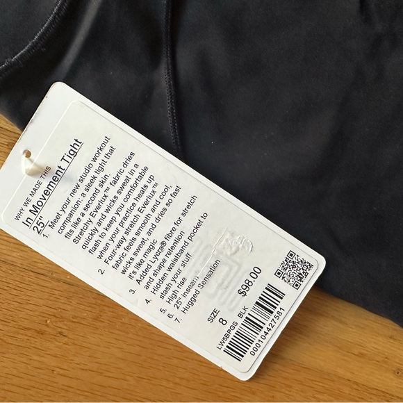 Lululemon in movement tights - Picture 3 of 3
